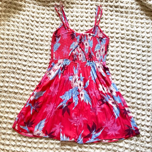 American Eagle Cut Out Floral Elastic Beach Dress - Picture 2 of 6